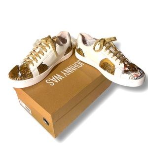 Johnny Was Dragon Sneaker, Size 9, Brand new